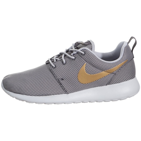 Nike Roshe One Running Shoes Gray and Gold - Picture 2 of 7